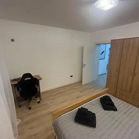 Sava Square Apartment *