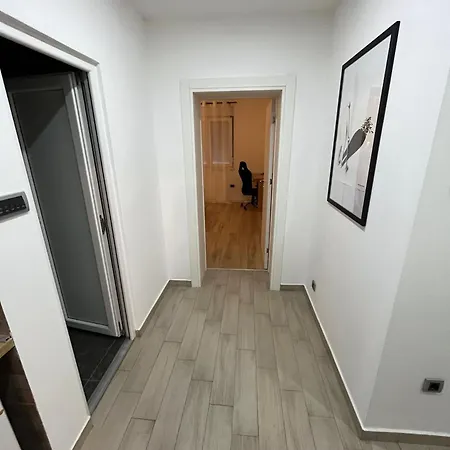 Sava Square Apartment